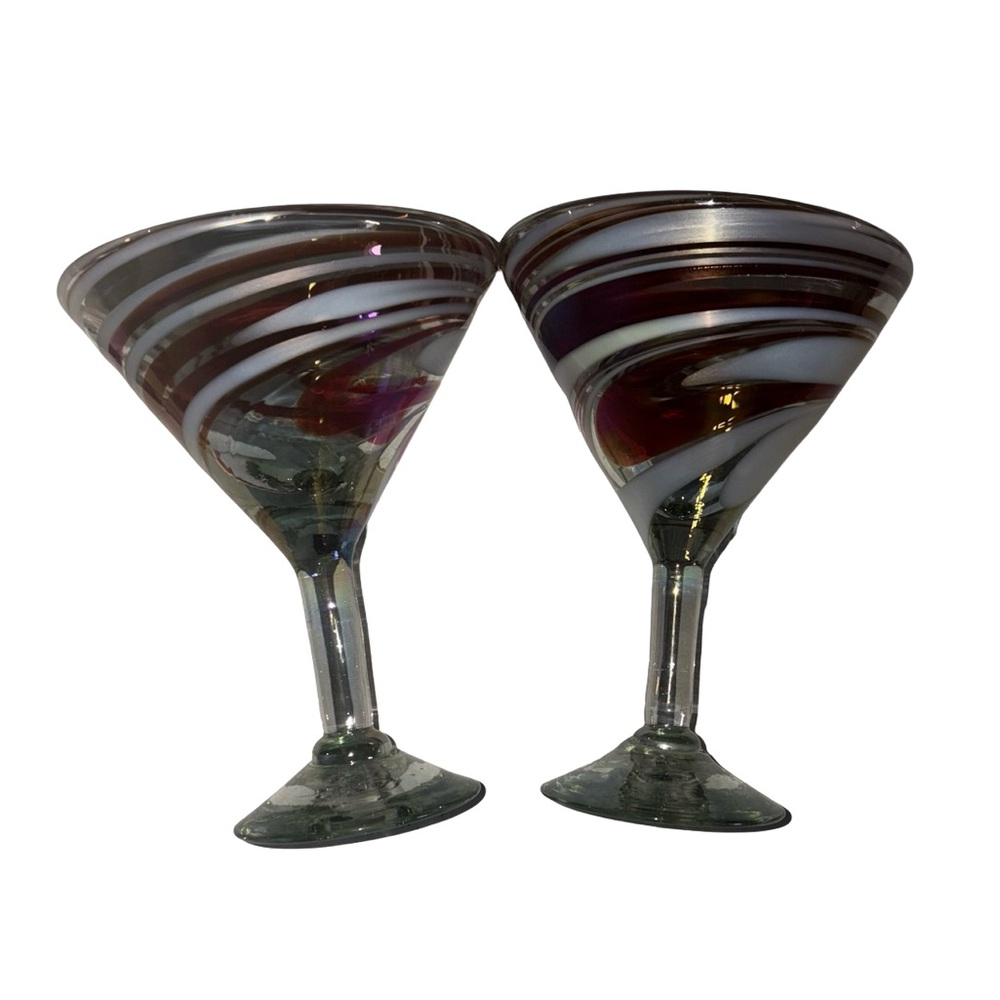 NWT Set of Two Hand Blown Swirl Glass Martini Glasses Made in Mexico